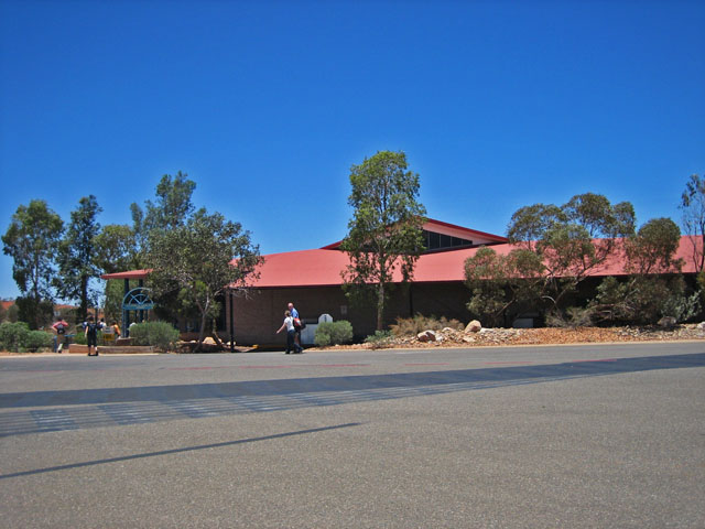 �R�l������`�̃^�[�~�i�� 1