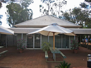 �C���^�[�l�b�g�J�t�F�A�L�I�X�N