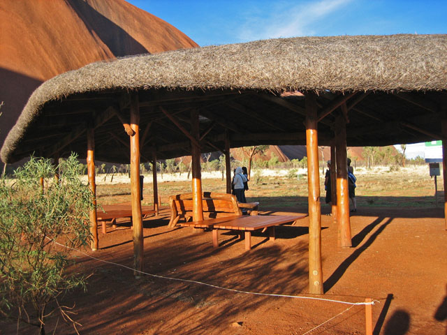 �I���K�k�J�i�����p�j��Walpa Gorge Walk�i�����p�E�W���[�W�E�E�H�[�N�j�̋x�e��