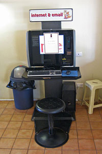 �C���^�[�l�b�g���ł���p�\�R��