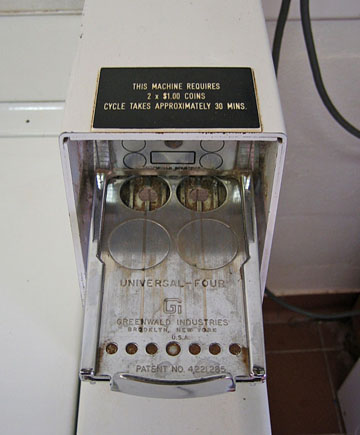 �A�E�g�o�b�N�E�p�C�I�j�A�E�z�e�������b�W�@����@�̂���������Ƃ���